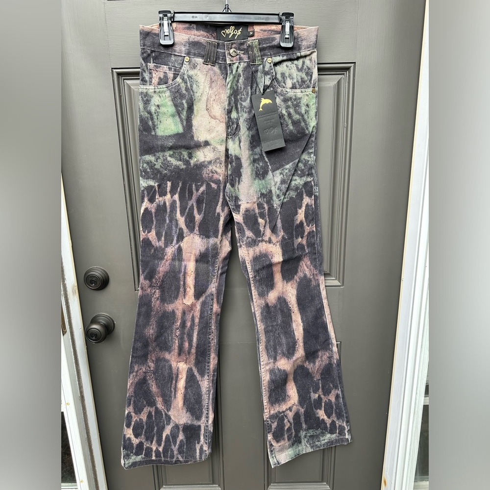DELFOS SERPENT JEANS IN SIZE 30 (BRAND NEW WITH TAGS!!!)